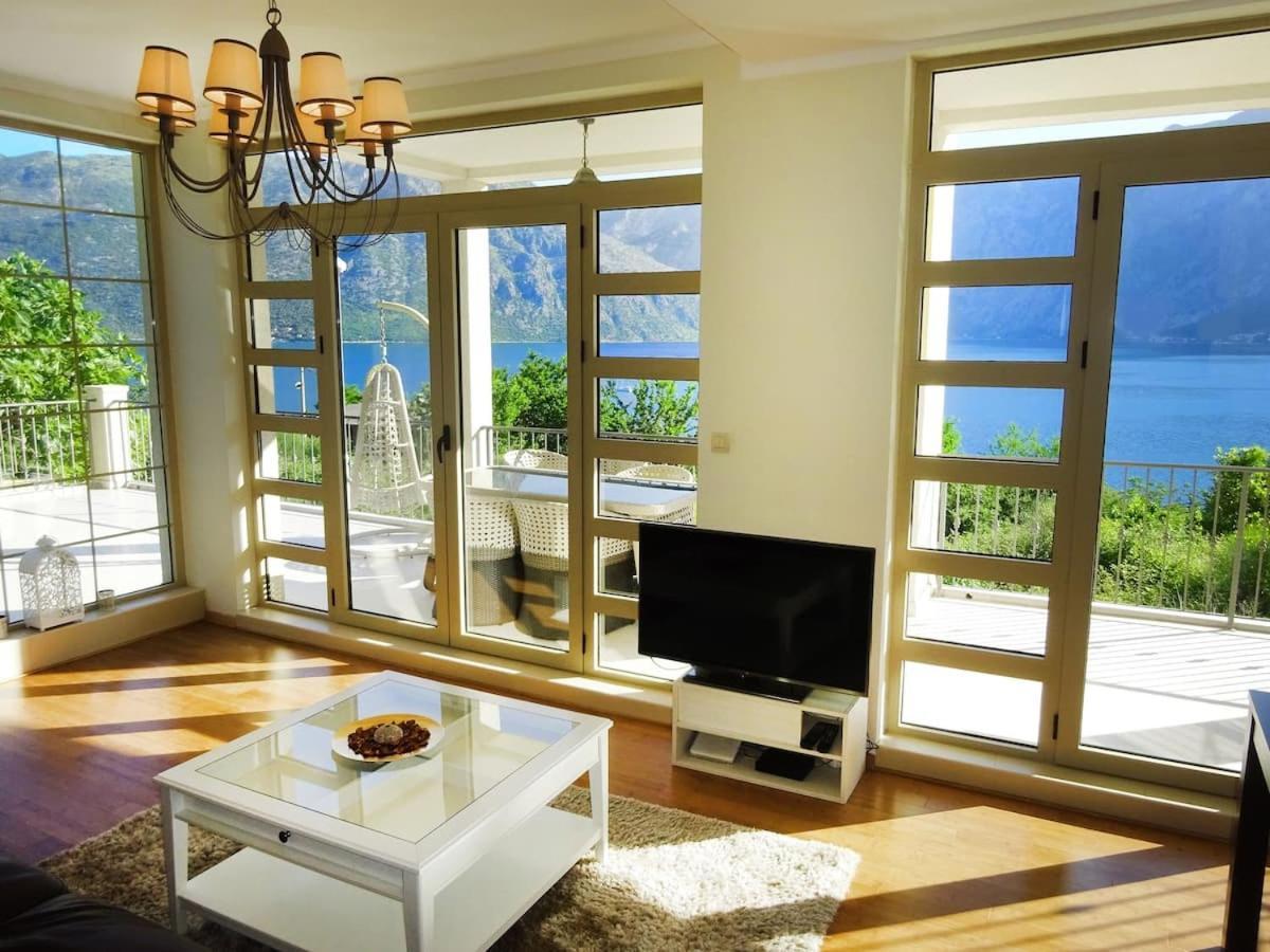 Blue Bay 2 Bedroom Apartment Прчань Екстер'єр фото
