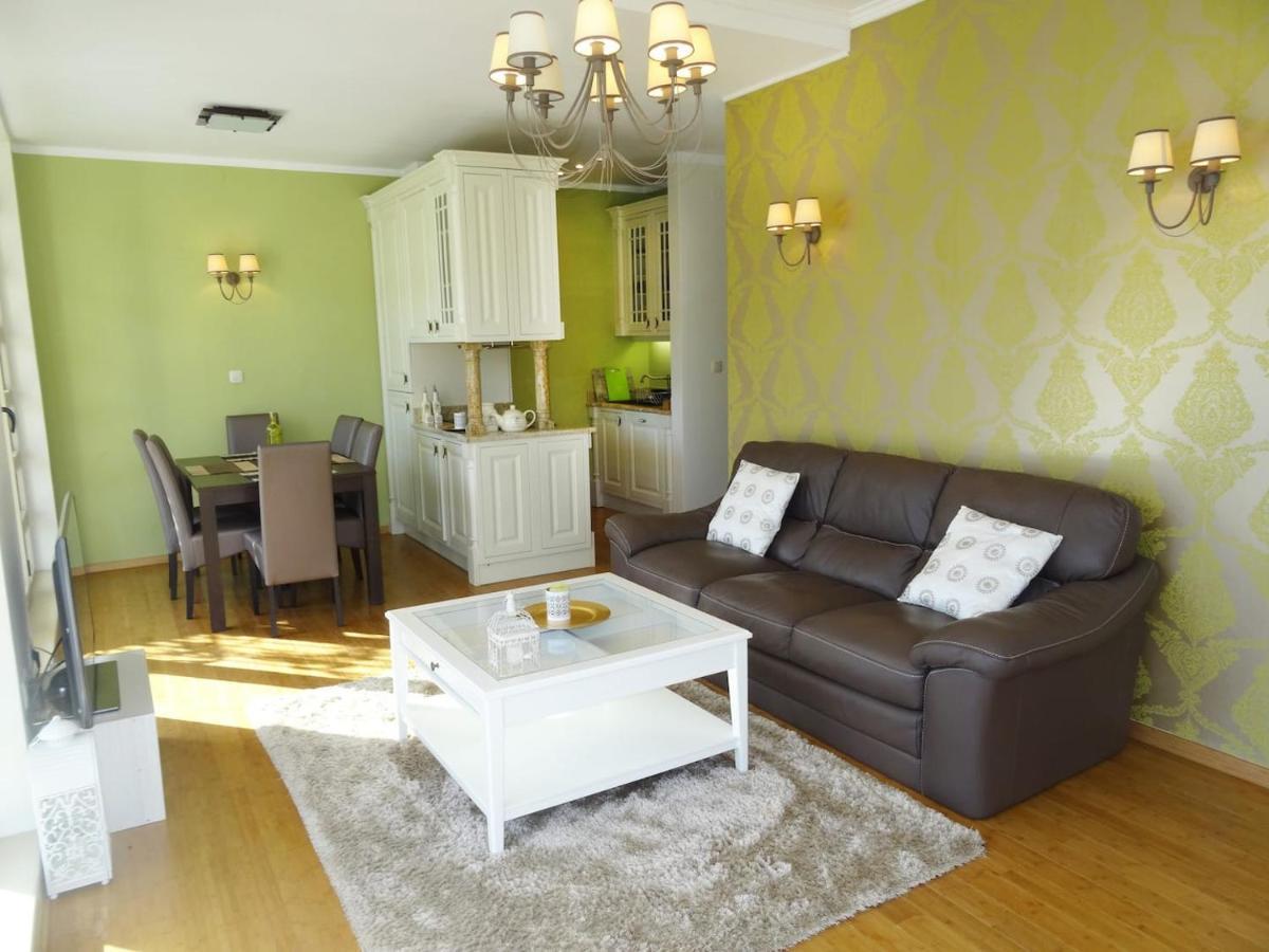 Blue Bay 2 Bedroom Apartment Прчань Екстер'єр фото